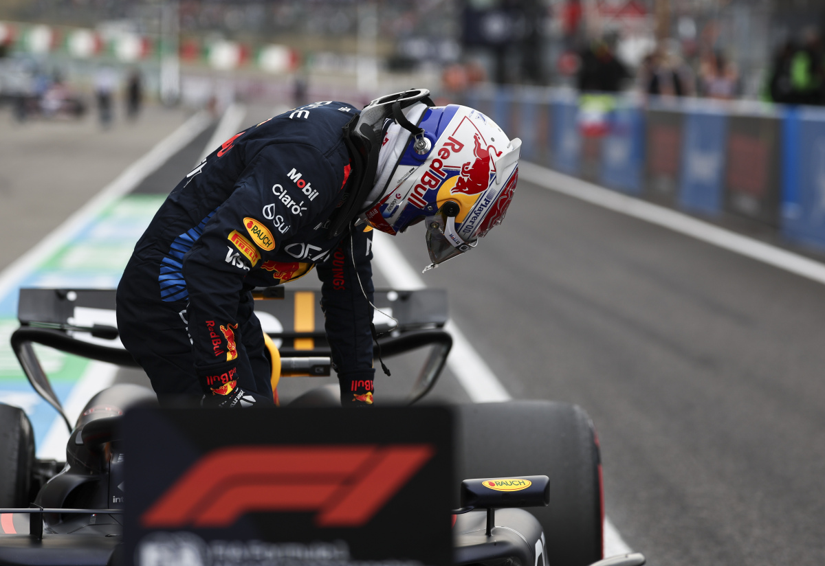 索伯车队鏖战哈斯车队，周冠宇点燃赛场