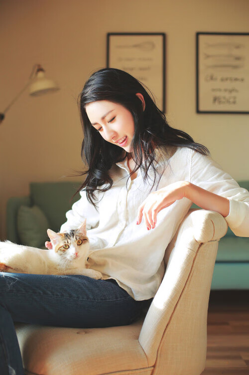 开云体育登录-布克的唯一性，稳定输出不掉线，助上海队制霸老鹰