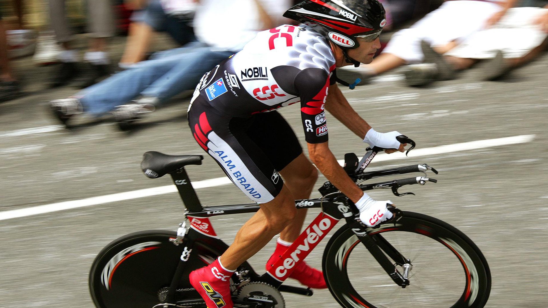 开云体育中国-欧冠夜，他是不掉线的光源—马克西的稳定输出与淘汰赛的生存哲学